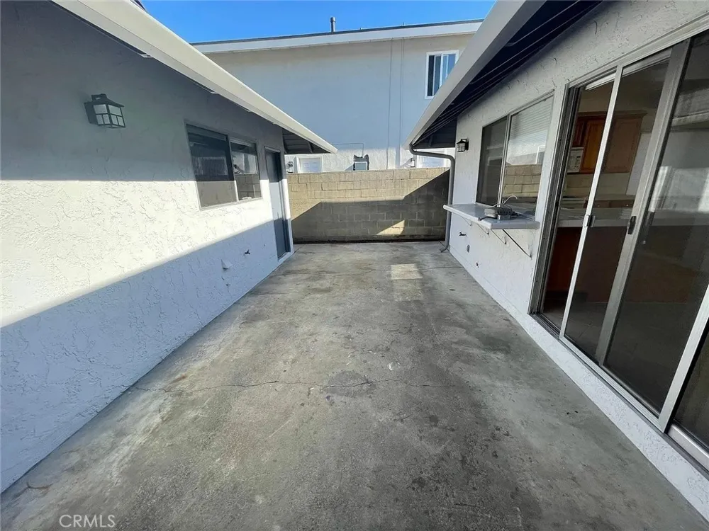 25372 Pacifica Avenue Mission Viejo, CA 92691