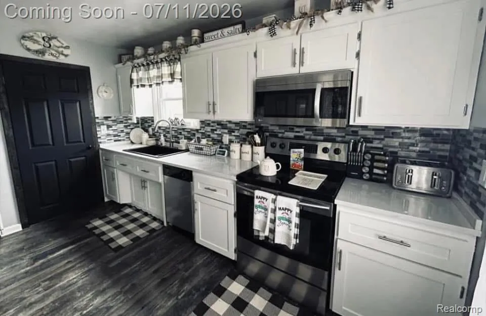8403 Miller Road Swartz Creek City, MI 48473