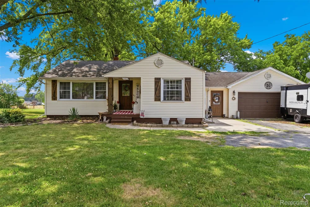 8403 Miller Road Swartz Creek City, MI 48473
