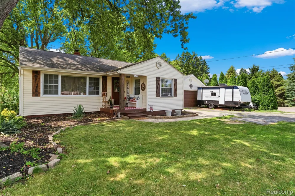 8403 Miller Road Swartz Creek City, MI 48473