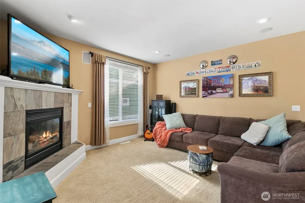 6301 122nd St Ct E Puyallup, WA 98373
