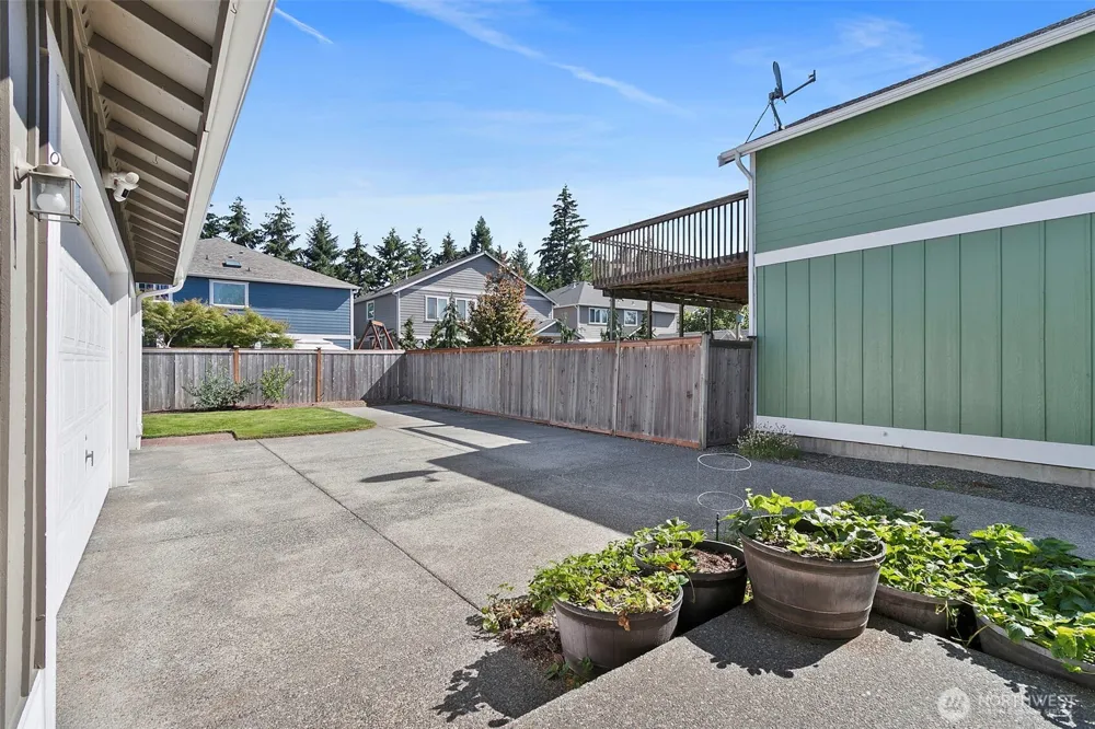6301 122nd St Ct E Puyallup, WA 98373