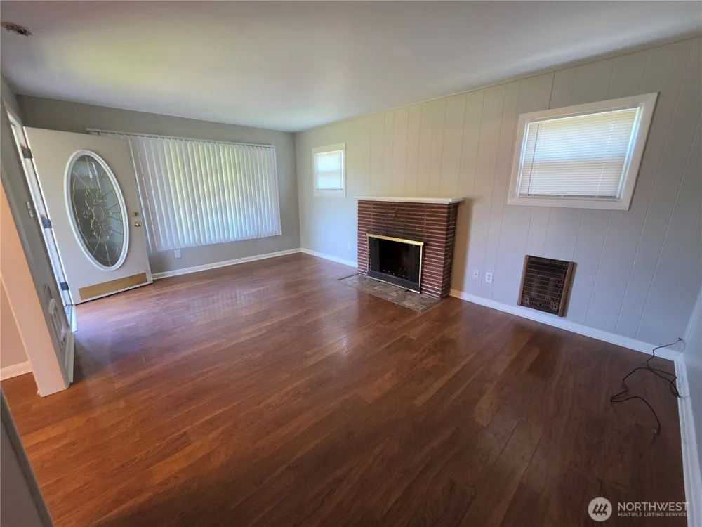 520 28th Avenue Longview, WA 98632