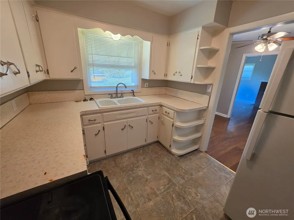 520 28th Avenue Longview, WA 98632