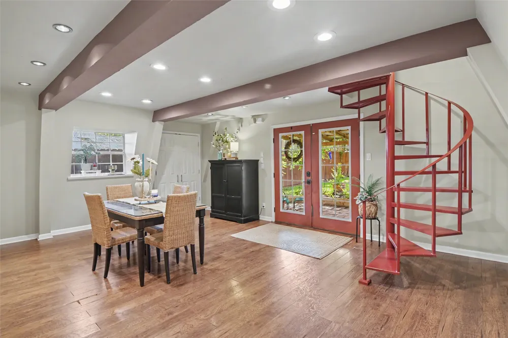 898 BUERGER LN LANE Seguin, TX 78155