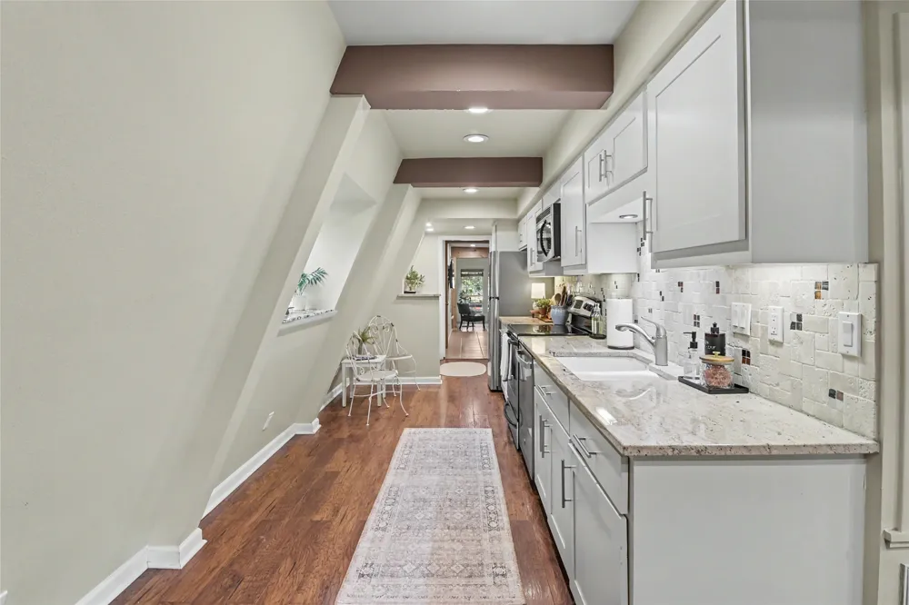 898 BUERGER LN LANE Seguin, TX 78155
