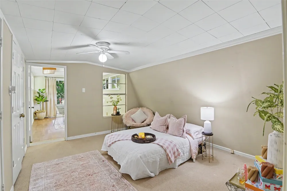 898 BUERGER LN LANE Seguin, TX 78155
