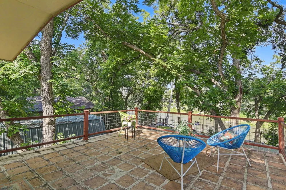 898 BUERGER LN LANE Seguin, TX 78155