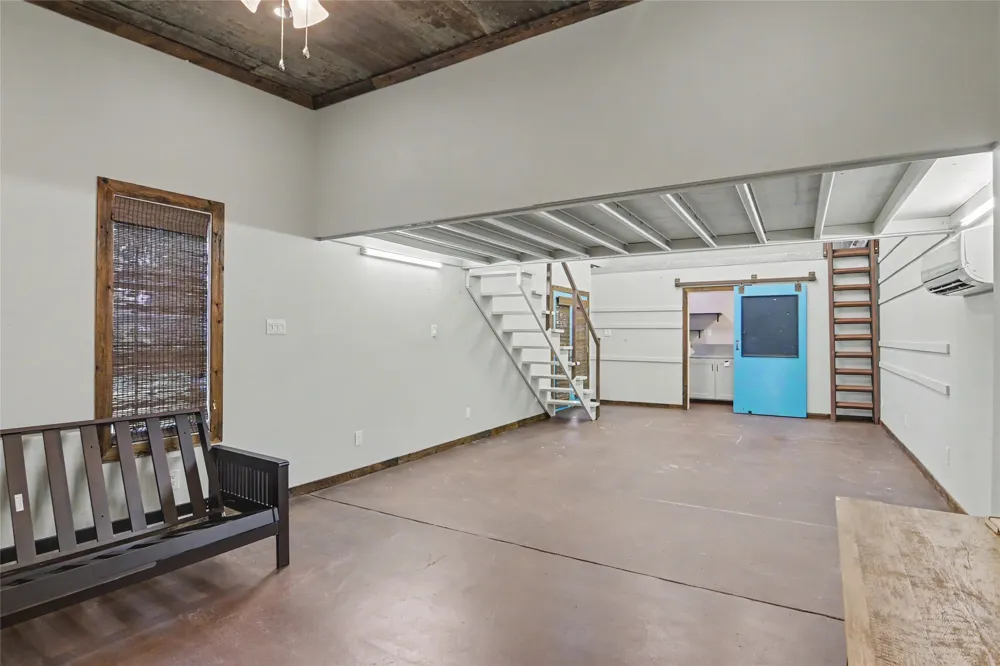 898 BUERGER LN LANE Seguin, TX 78155