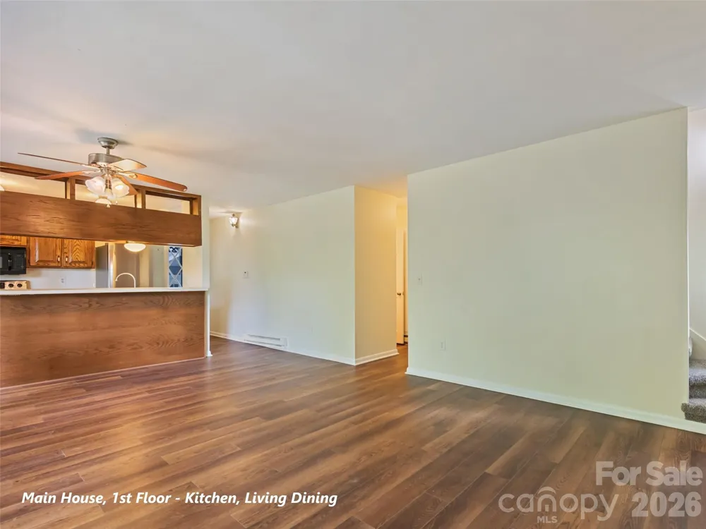 80 Merrie Way Waynesville, NC 28786
