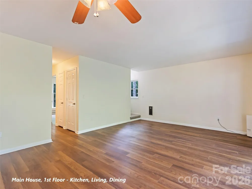 80 Merrie Way Waynesville, NC 28786