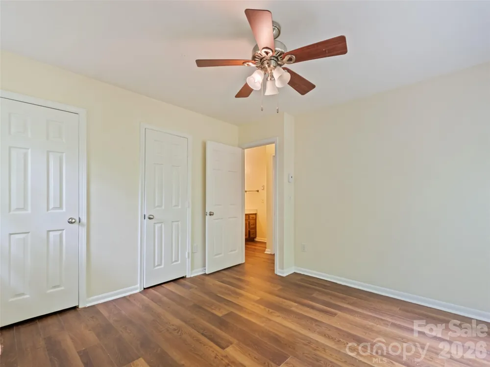 80 Merrie Way Waynesville, NC 28786