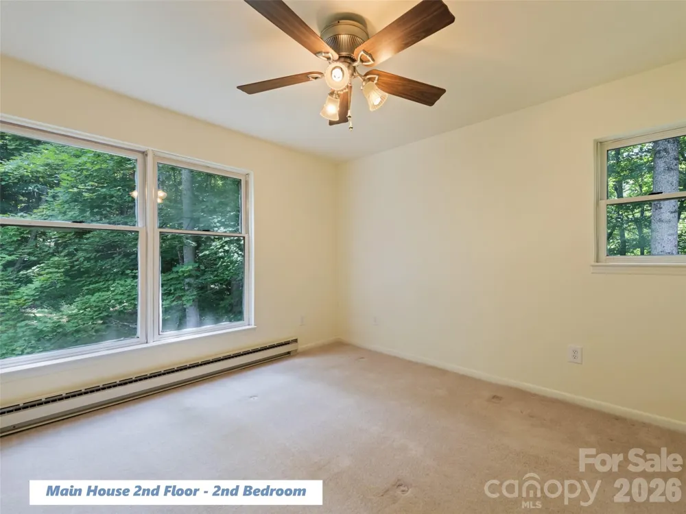 80 Merrie Way Waynesville, NC 28786