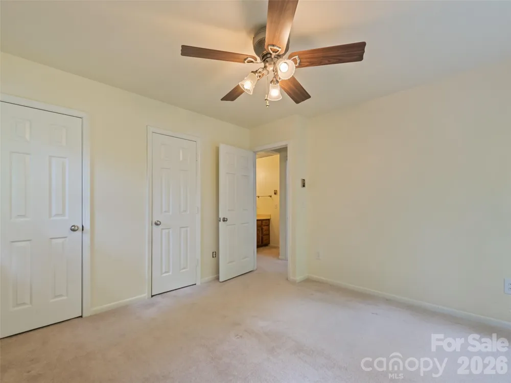 80 Merrie Way Waynesville, NC 28786