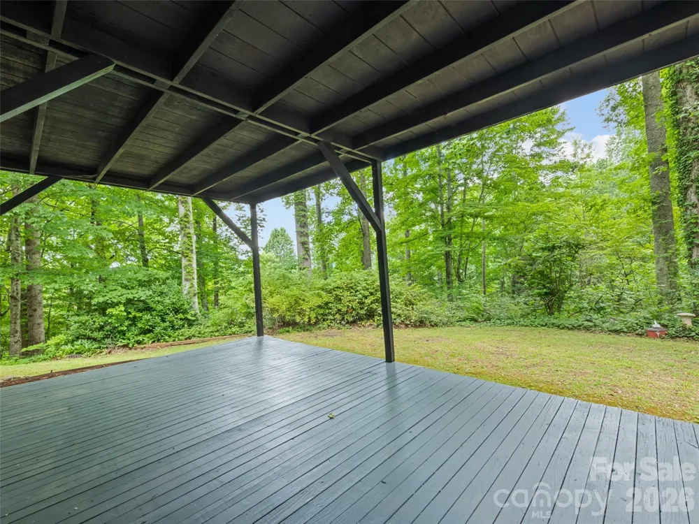 80 Merrie Way Waynesville, NC 28786