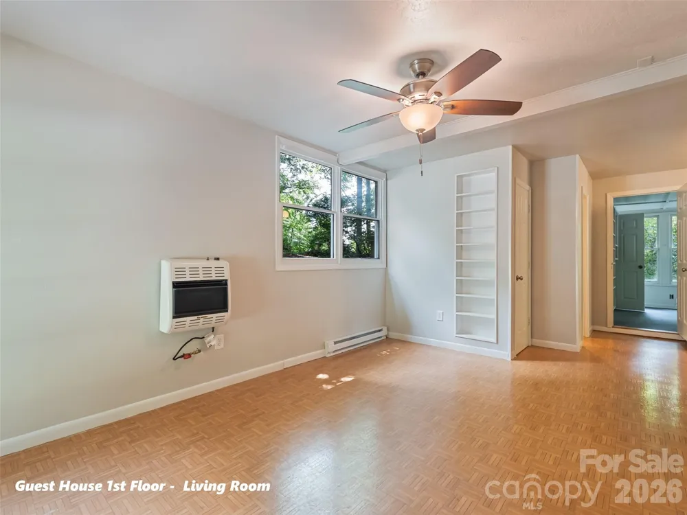 80 Merrie Way Waynesville, NC 28786