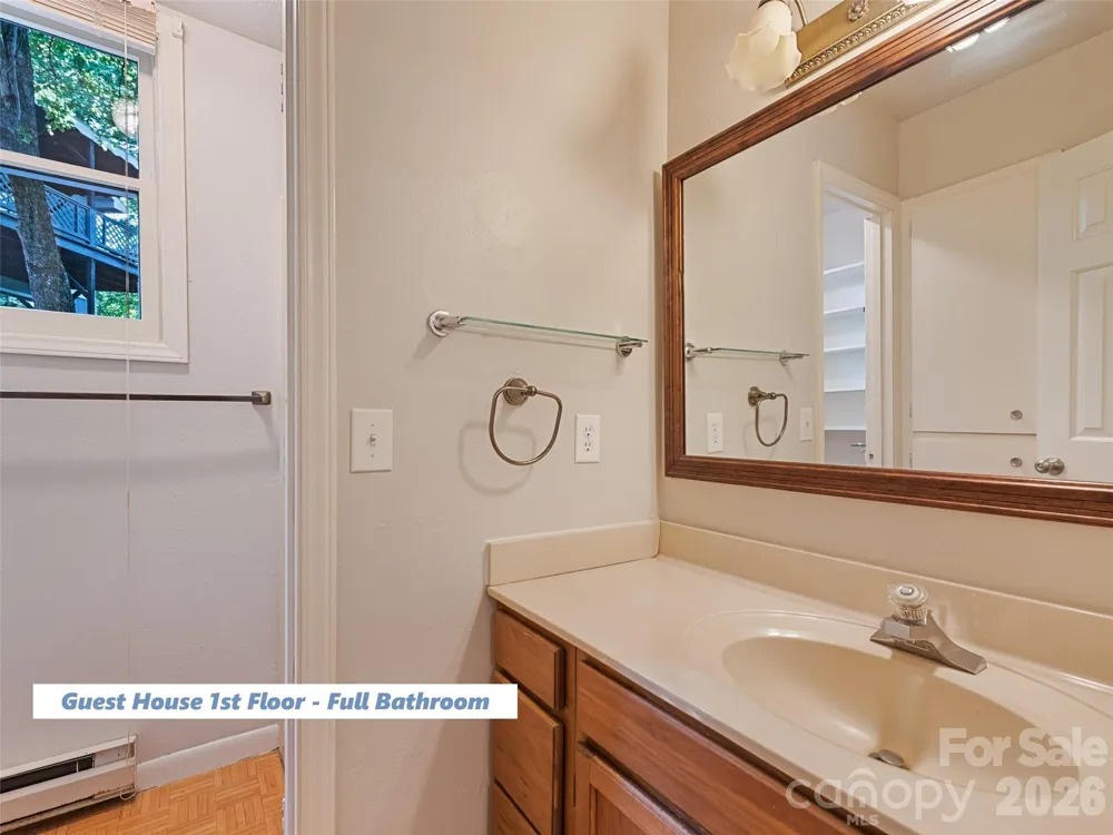 80 Merrie Way Waynesville, NC 28786