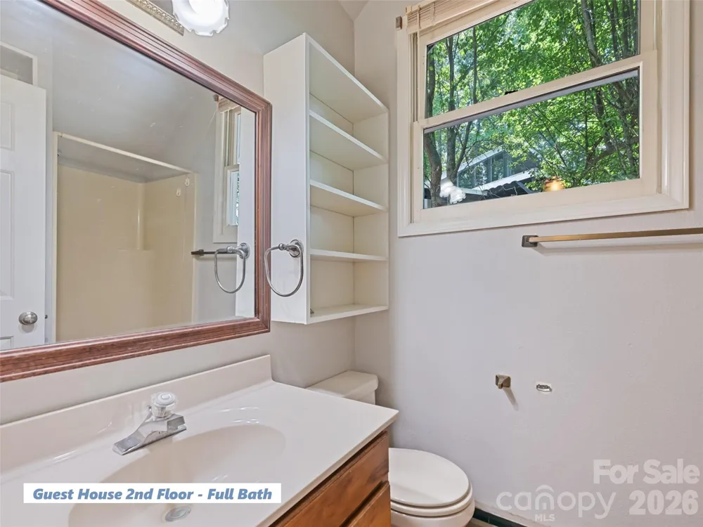 80 Merrie Way Waynesville, NC 28786