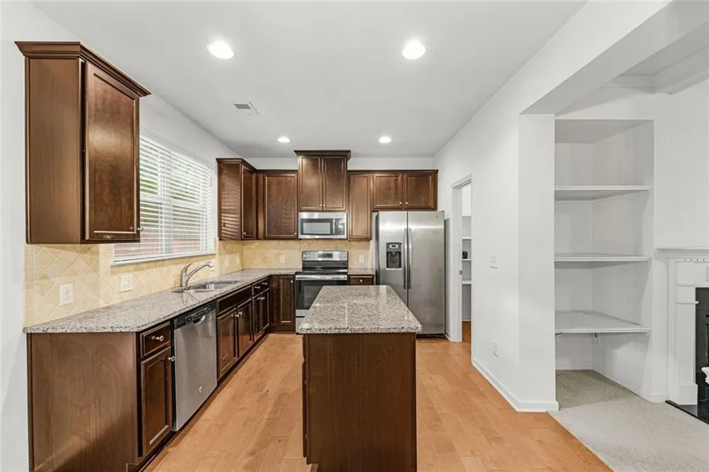 5667 Radford Loop Fairburn, GA 30213