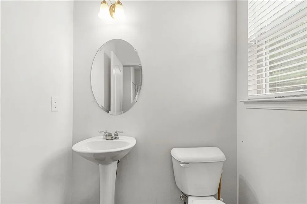 5667 Radford Loop Fairburn, GA 30213