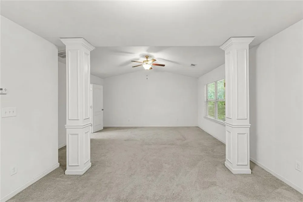 5667 Radford Loop Fairburn, GA 30213