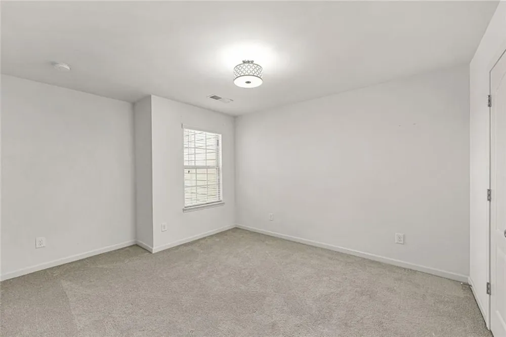 5667 Radford Loop Fairburn, GA 30213
