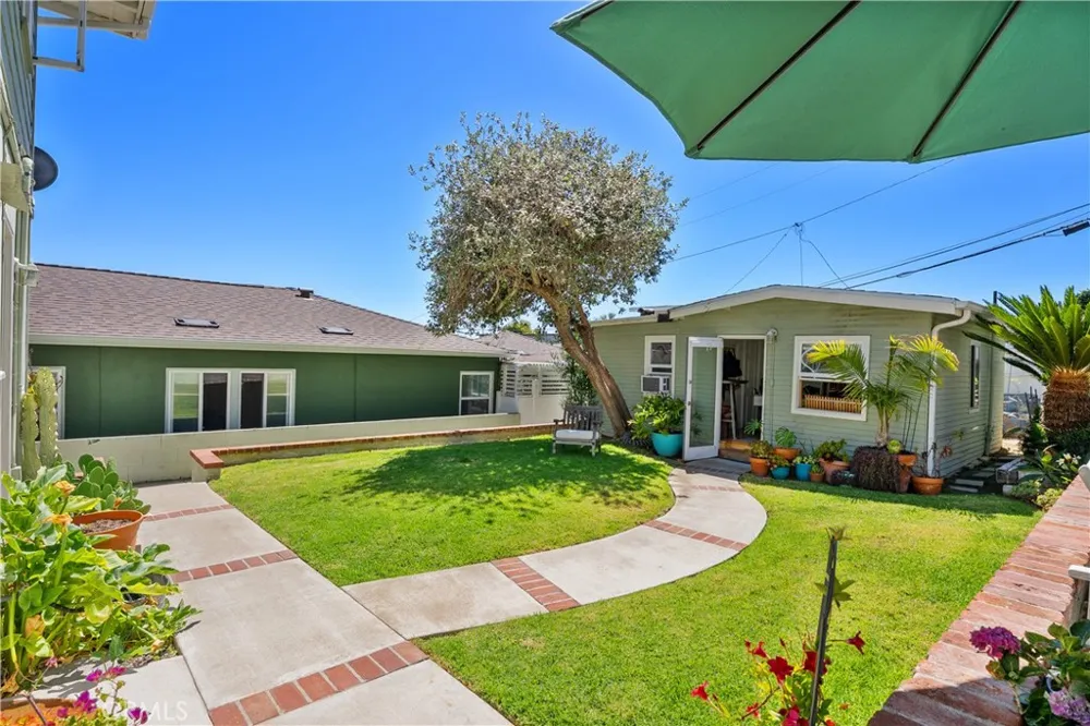 272 Beverly Laguna Beach, CA 92651