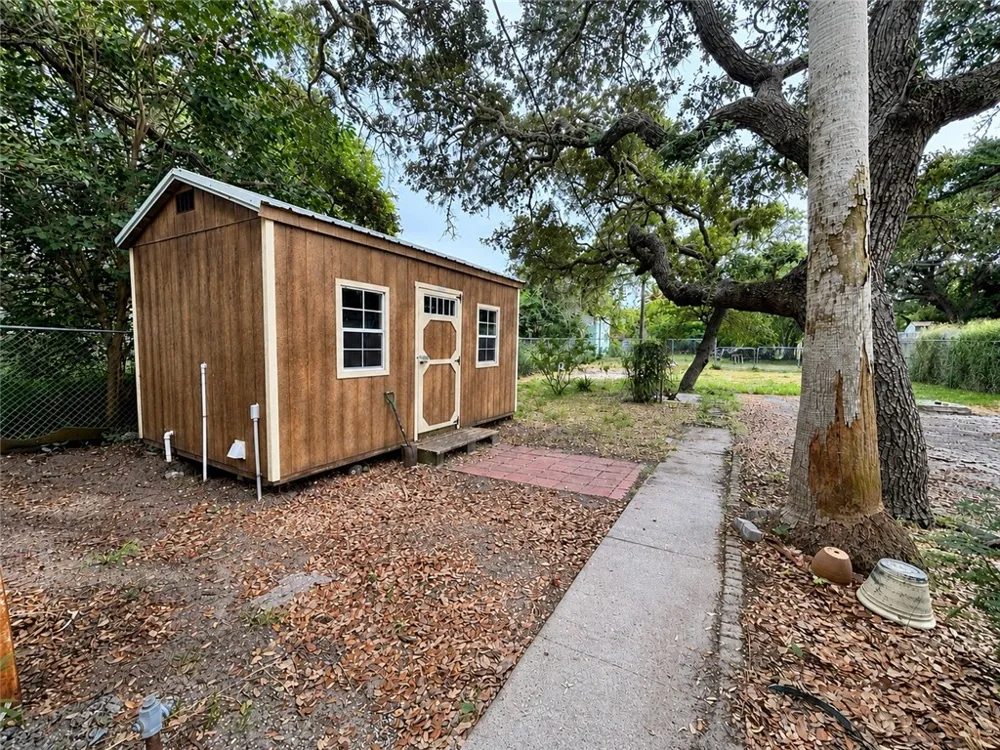 645 W Yoakum Avenue Aransas Pass, TX 78336