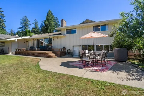 8515 94th Street SW