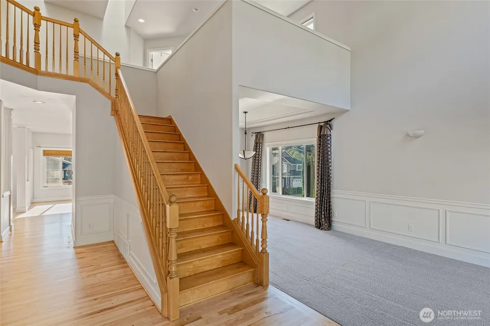11633 SE 76th Court Newcastle, WA 98056