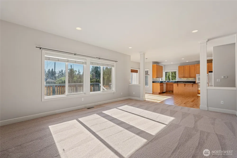 11633 SE 76th Court Newcastle, WA 98056