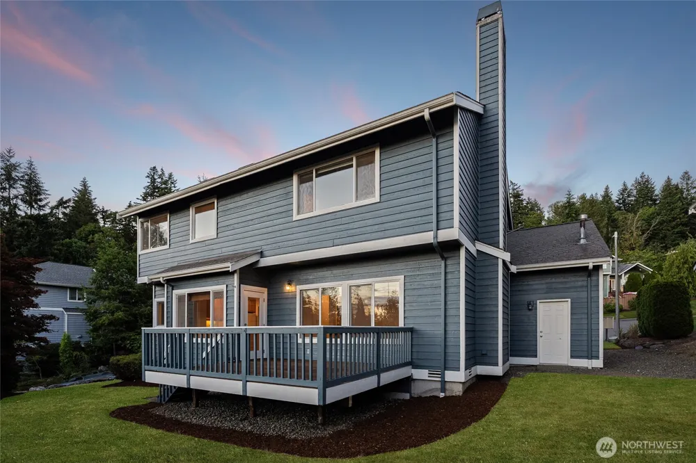 11633 SE 76th Court Newcastle, WA 98056