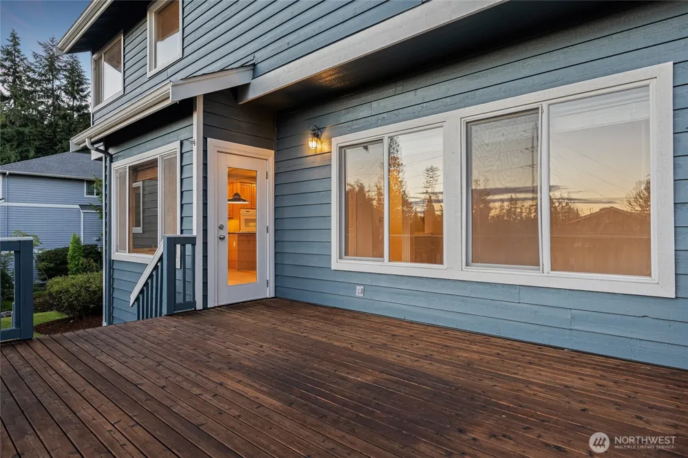11633 SE 76th Court Newcastle, WA 98056