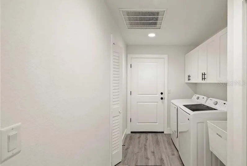 130 HALLMARK AVENUE Lake Placid, FL 33852