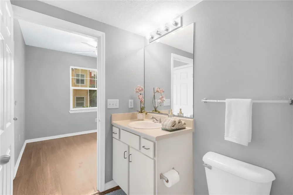1810 E PALM AVE #6204 Tampa, FL 33605