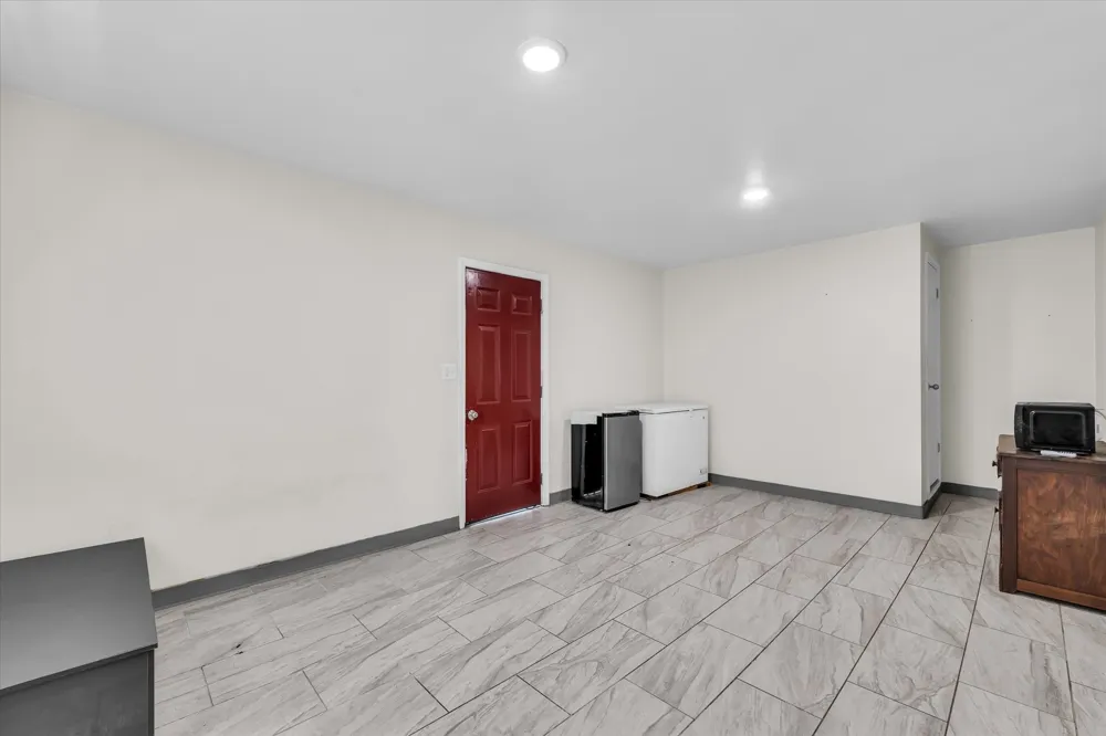 403 Dallas Waco, TX 76704