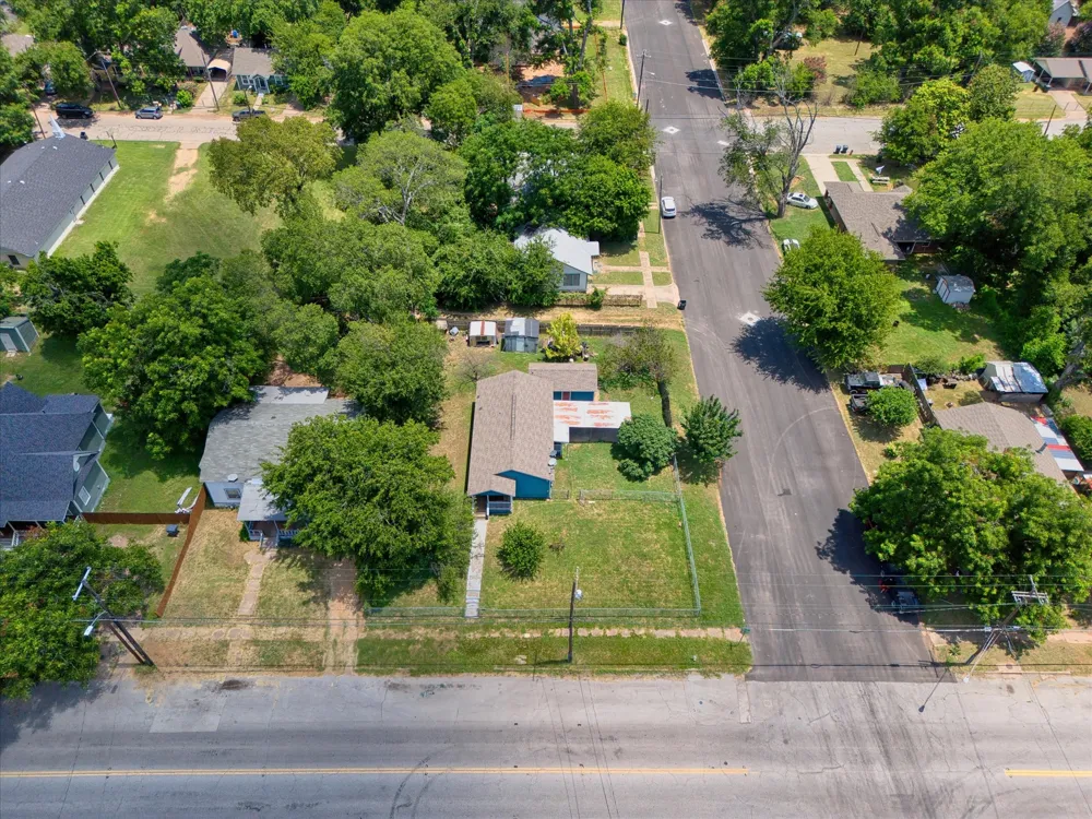 403 Dallas Waco, TX 76704