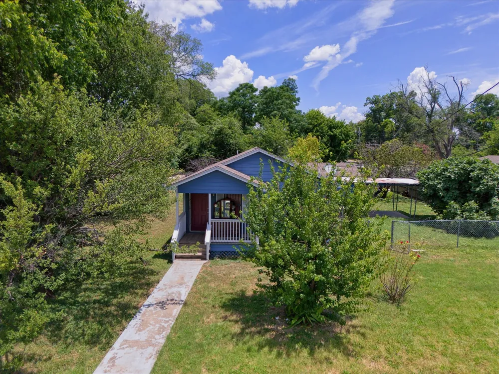 403 Dallas Waco, TX 76704
