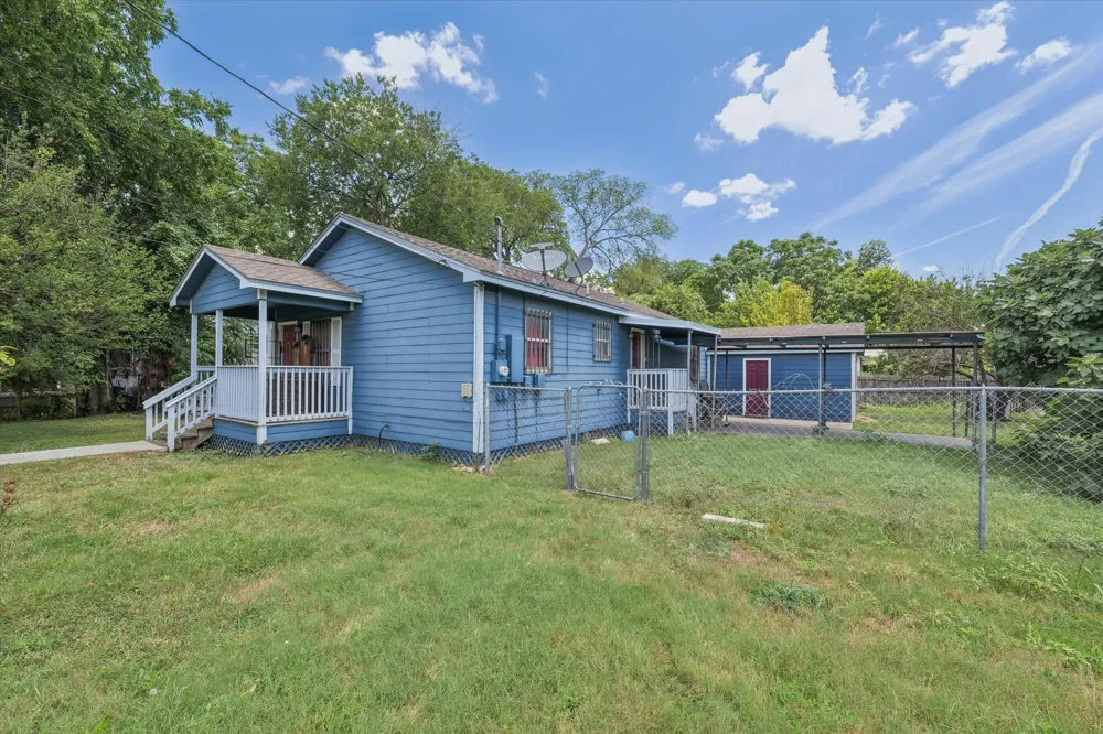 403 Dallas Waco, TX 76704