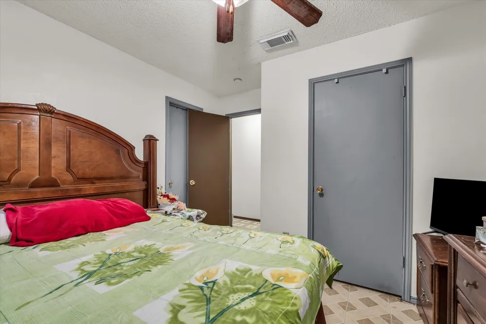 403 Dallas Waco, TX 76704