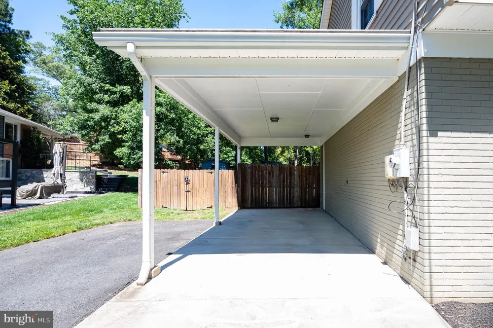 8709 WATERFORD ROAD Alexandria, VA 22308