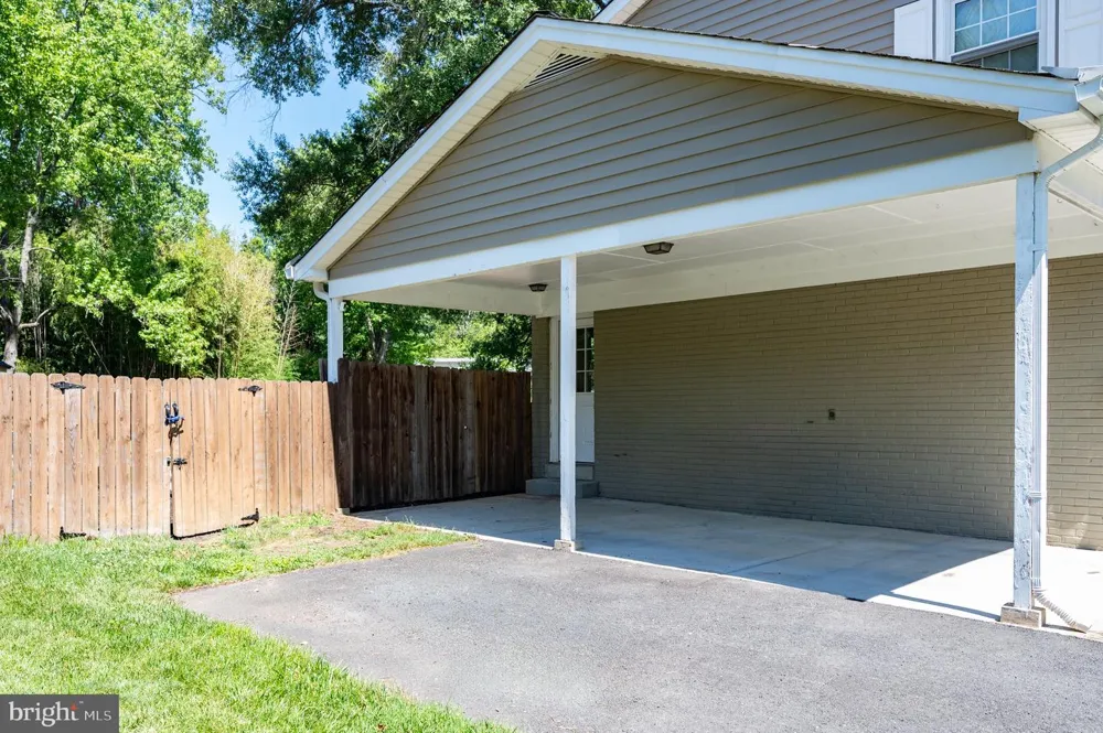8709 WATERFORD ROAD Alexandria, VA 22308