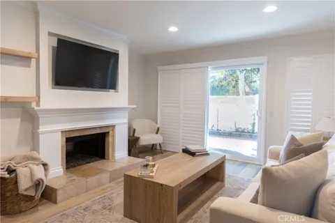 1322 W Park Western #211