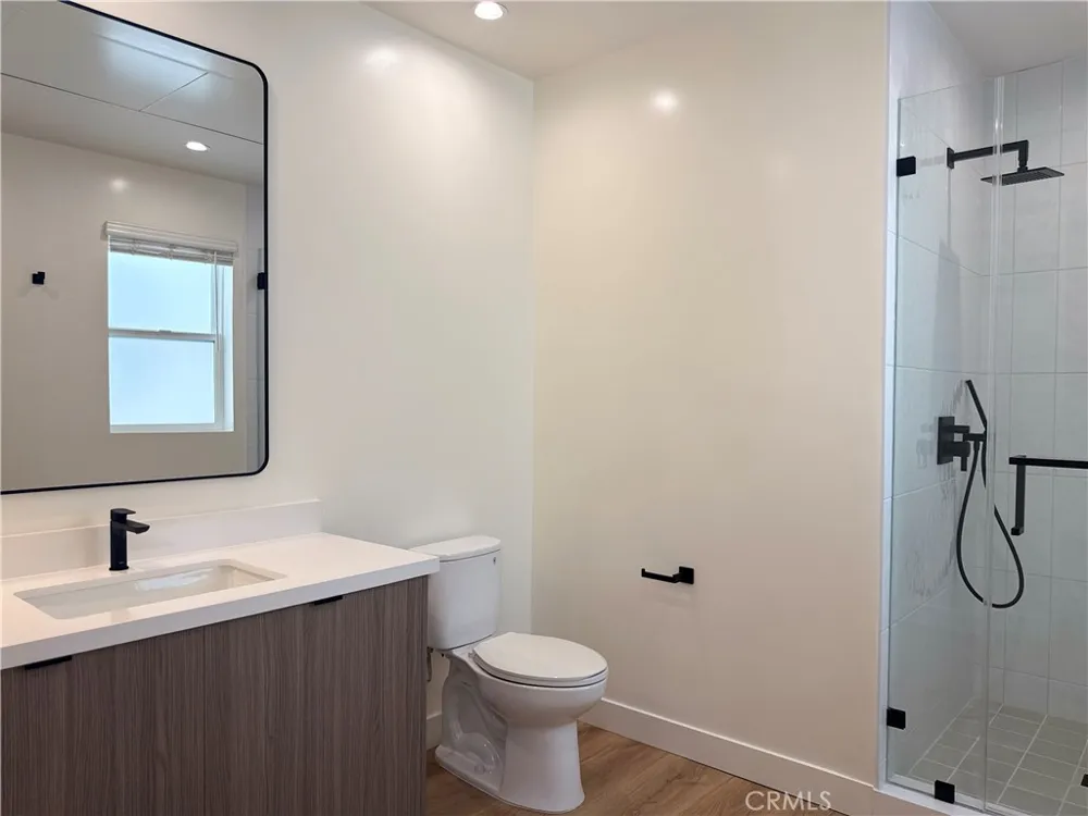 4121 Lafayette Place #D Culver City, CA 90232