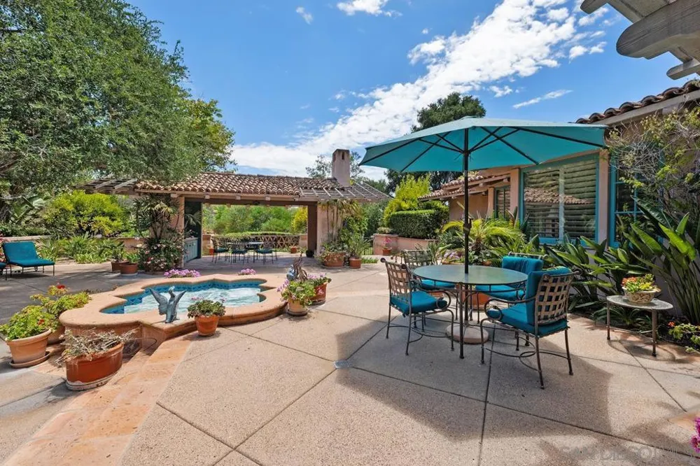 17240 Avenida De Acacias Rancho Santa Fe, CA 92067