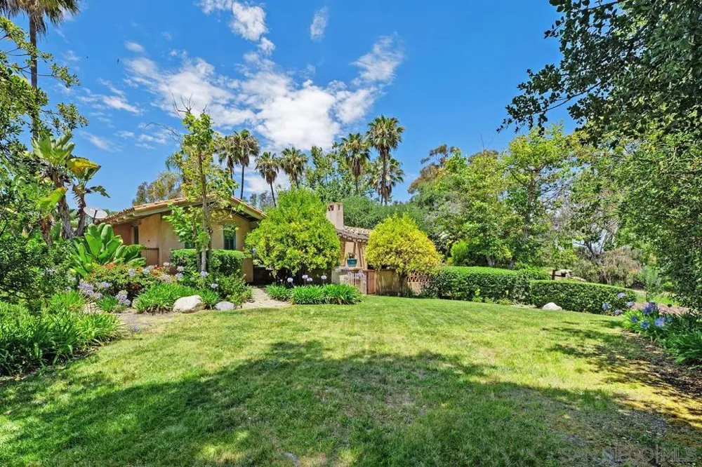17240 Avenida De Acacias Rancho Santa Fe, CA 92067