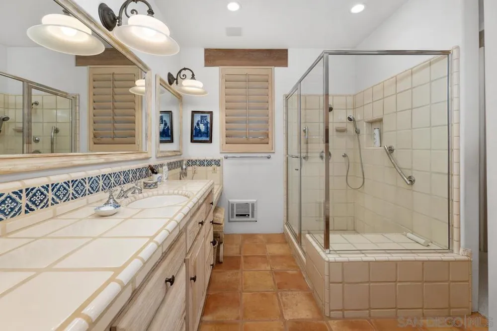 17240 Avenida De Acacias Rancho Santa Fe, CA 92067