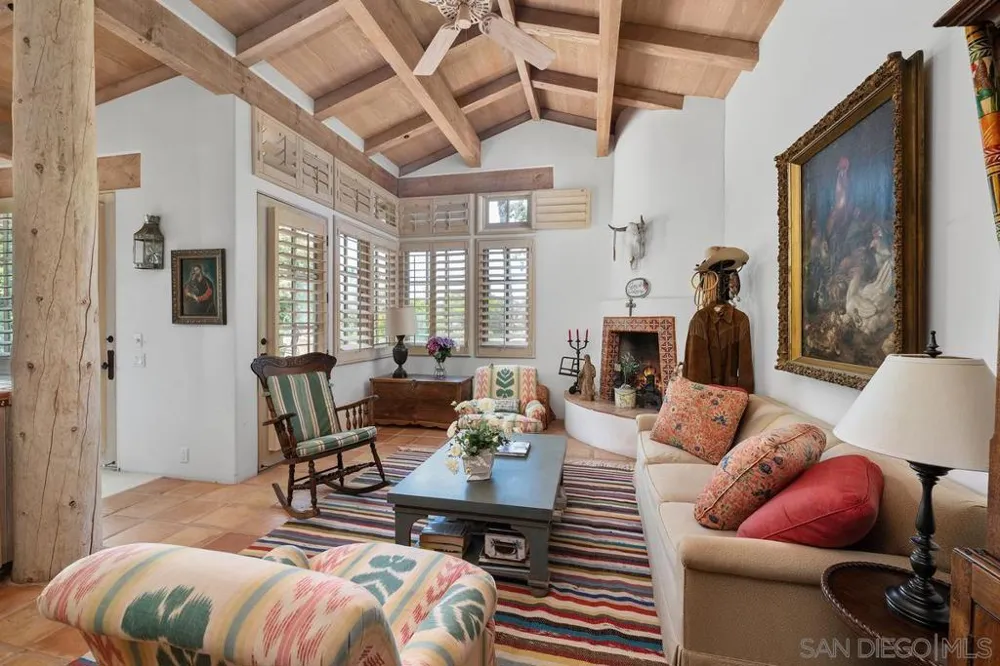 17240 Avenida De Acacias Rancho Santa Fe, CA 92067