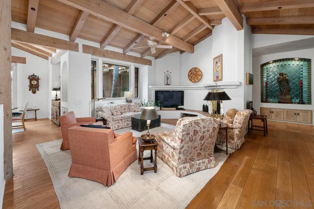 17240 Avenida De Acacias Rancho Santa Fe, CA 92067