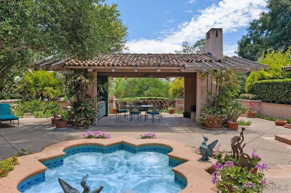 17240 Avenida De Acacias Rancho Santa Fe, CA 92067